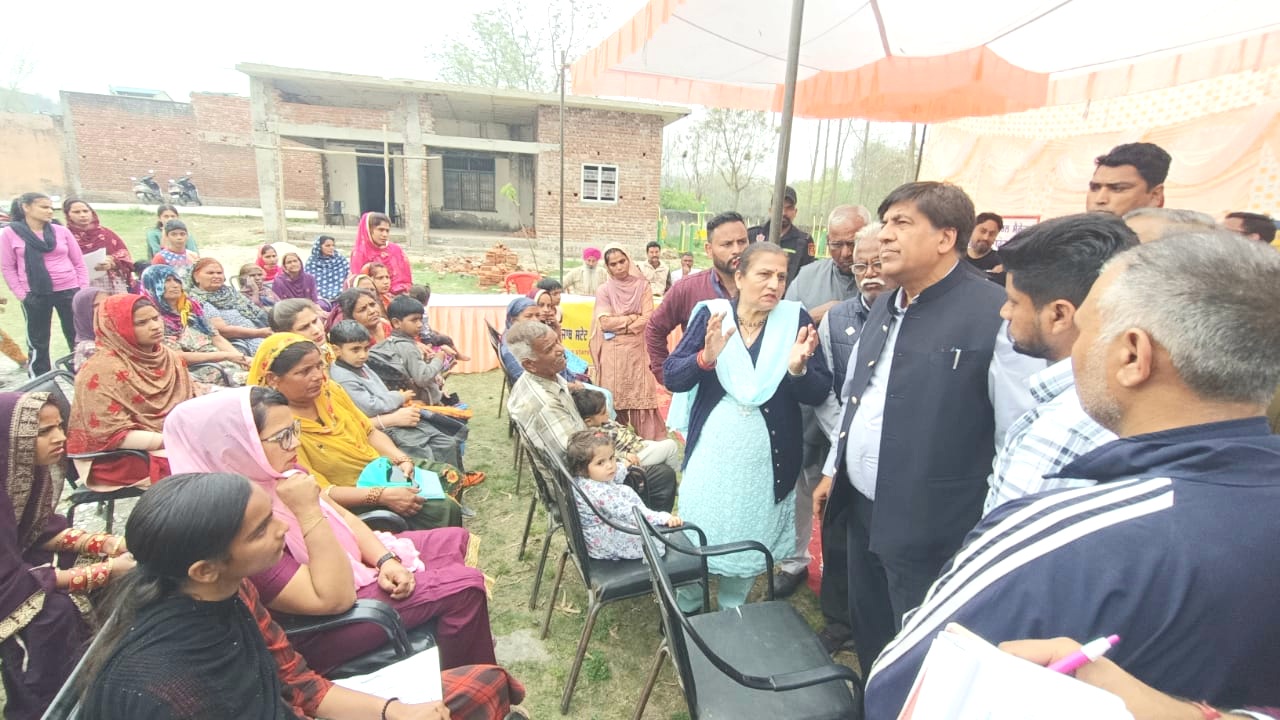 Cabinet Minister Jimpa inspected the camp organized under 'Aap Di Sarkar Aap De Duar'